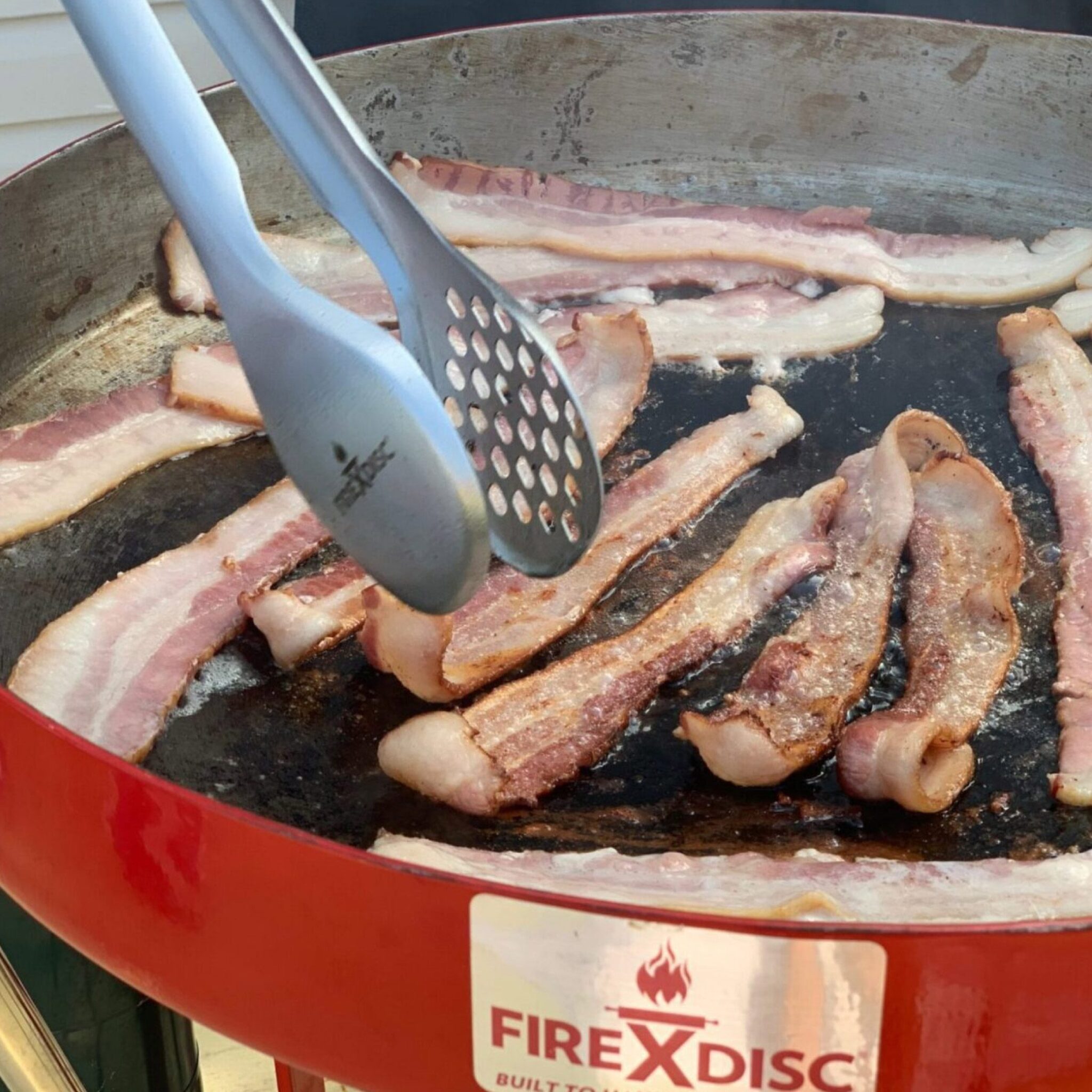 Long Grilling Tongs With Gravity Lock | Locking Grill Tongs